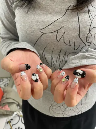 ネイル koyu 🩶のネイルデザイン