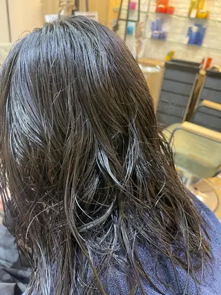 ロング Fiona by ganesha【フィオナ バイ ガネイシャ】所属・八田 遥のヘアスタイル