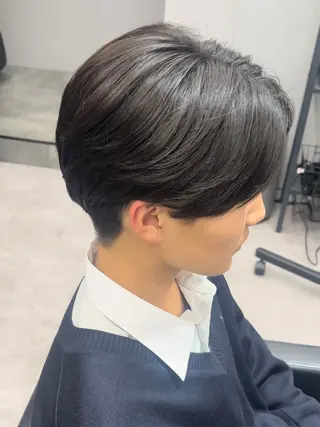 パーマ メンズ 曲がる縮毛矯正 LIBER 岩名のヘアスタイル