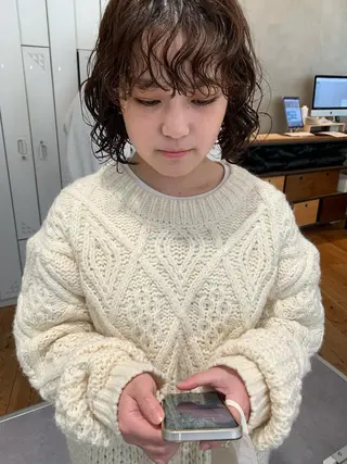 ミディアム ハイトーン/顔まわり レイヤー/YUKAのヘアスタイル