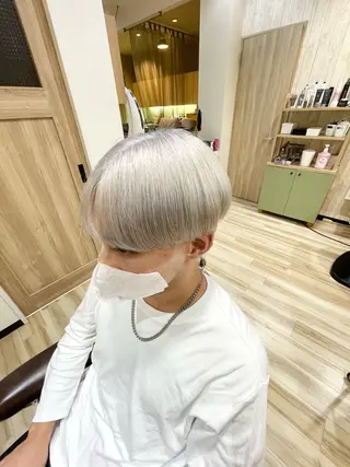 ショート カラー メンズ 🌈派手髪ハイトーン 🌈鈴木亮太🌈のヘアスタイル