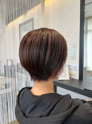 ショート 川村 綾のヘアスタイル