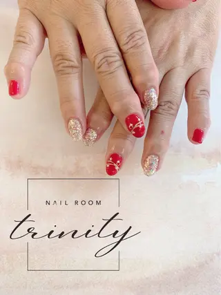 ネイル Trinity staffのネイルデザイン