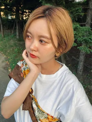 ショート カラー Basis 田口豪司のヘアスタイル