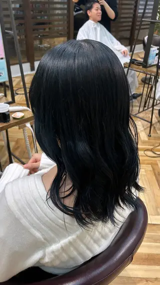 セミロング カラー 透明感/艶感/ハイ トーン/HIKARUのヘアスタイル