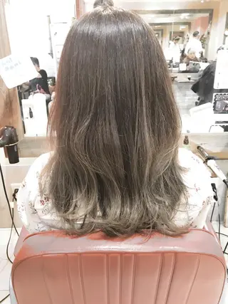ミディアム カラー パーマ 増子 幹樹のヘアスタイル