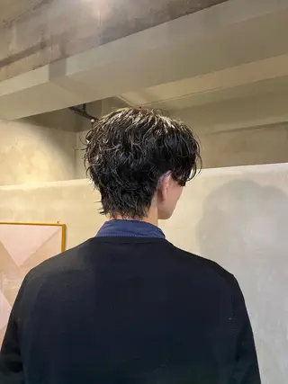 メンズ 韓国風前髪顔周り バーバーakaneのヘアスタイル