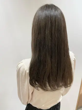 セミロング カラー 🐺ウルフ/レイヤー 似合わせ‎🤍沙羅のヘアスタイル