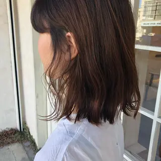 ミディアム 泊 紗羅のヘアスタイル