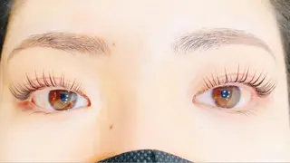 マツエク・マツパ 尾上 茉由の眉毛・アイブロウイメージ