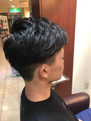 ショート メンズ こすげひろと カラー講師のヘアスタイル