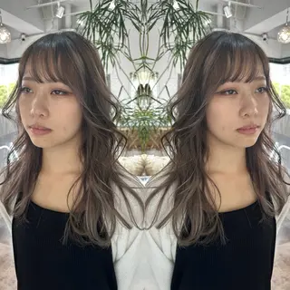 セミロング 海外レイヤーカット 🇺🇸山村拓士のヘアスタイル