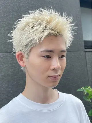 カラー メンズ RIKU/ニュアンス /波巻き/ハイライトのヘアスタイル