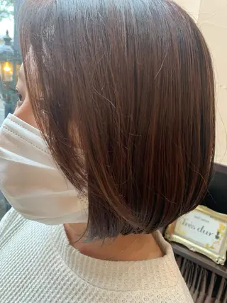 ショート カラー 齋藤 志穂のヘアスタイル