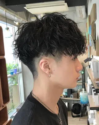 パーマ 松田 優斗のヘアスタイル