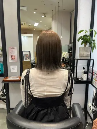 ミディアム コム・マティス所属・山本 茉琳のヘアスタイル