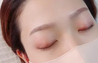 アイブロウ メンズ NAZ eyelash&eyebrow by medical salon所属・NAZ 表参道 Tomokoのマツエク・マツパデザイン