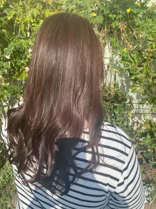 ロング 永沼 真依のヘアスタイル