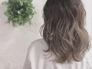 ミディアム ヘアーズベリー 藤本のヘアスタイル