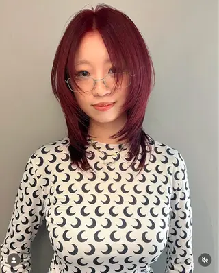 セミロング カラー haco＋所属・圧倒的デザイン力 店長🎨RENAのヘアスタイル