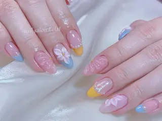 ネイル ネイルサロンエクラ 🫧Shizukaのネイルデザイン