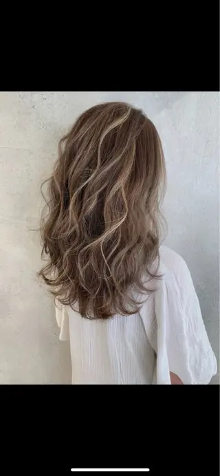 ロング grand story salon所属・海 人のヘアスタイル