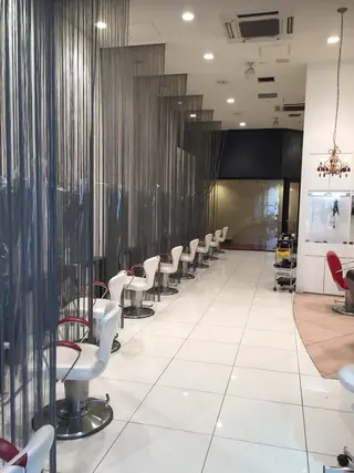 田畑 福恵のヘアスタイル