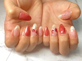 パーマ Queennail 北堀江AYAのネイルデザイン
