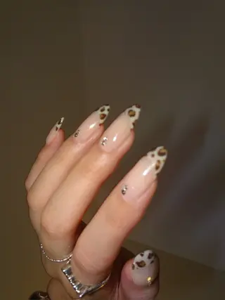ネイル Ami 🦥のネイルデザイン