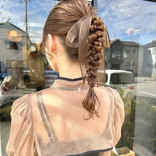 ミディアム ヘアアレンジ kyoka .のヘアスタイル