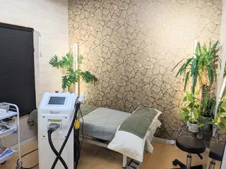 プライベートサロン宿り木所属・江坂@宿り木 脱毛& 耳ツボジュエリーのその他イメージ