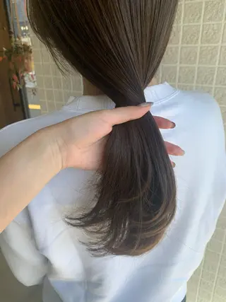 ロング FERIA 池田 比嘉あゆ美のヘアスタイル