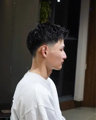 ショート メンズ GAKU 岳人のヘアスタイル