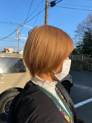 ショート カラー 阿津坂 美空のヘアスタイル