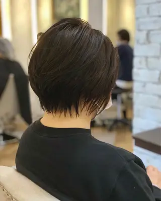 ショート カラー Carina所属・セン北徒歩５分 キシタクのヘアスタイル