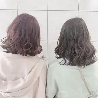 カラー 酒井 里穂のヘアスタイル