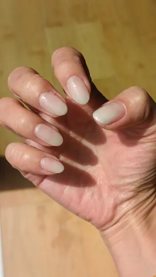 ネイル  SOLEIL 小玉の眉毛・アイブロウイメージ