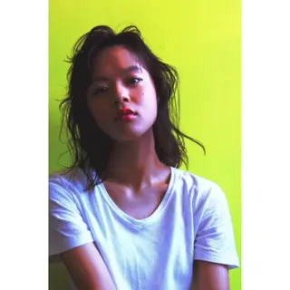 ミディアム セミロング カラー ヘアアレンジ FRAME所属・FRAME/髪を育 てる/大人デザインのヘアスタイル