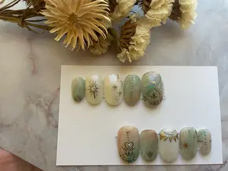 ネイル M. KOTOMIのネイルデザイン