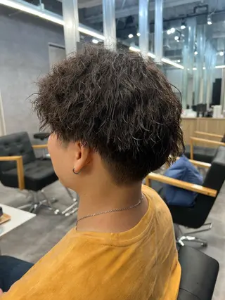 パーマ メンズ 中井 一葉のヘアスタイル