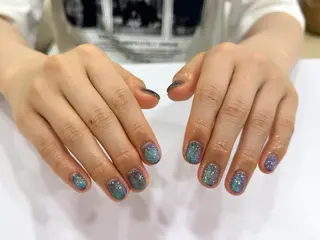 ネイル 深井 聖羅のネイルデザイン