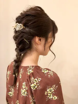 ミディアム ヘアアレンジ 鈴木 奈波のヘアスタイル