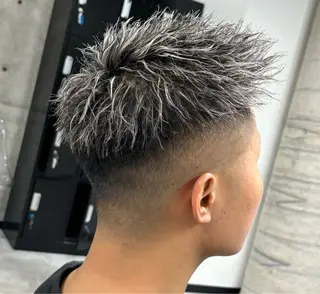 ショート カラー パーマ メンズ era2d所属・マコト/心斎橋 メンズ専門店のヘアスタイル