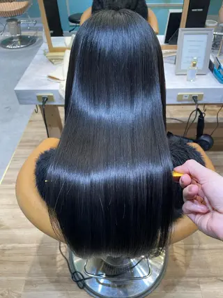 ロング 吉田 竜也 髪質改善のヘアスタイル