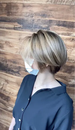 ショート en Siena所属・en Siena エンシエナのヘアスタイル