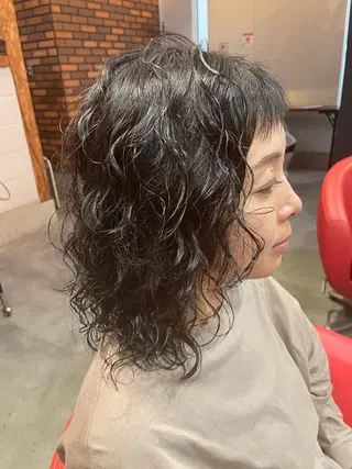 ミディアム パーマ SEAGULLIII 本通店のヘアスタイル