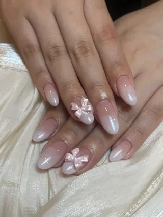 ネイル ココ🤍🩵 EASENネイルのネイルデザイン