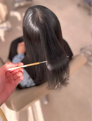 ミディアム カラー パーマ 縮毛矯正✨ 透明感カラー✨山下のヘアスタイル