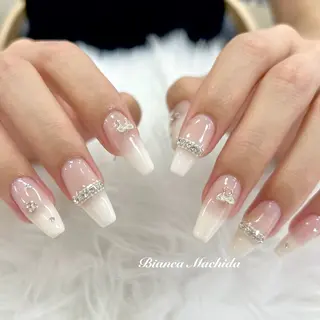 ネイル Bianca 🪽 Nakajimaのネイルデザイン