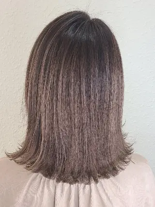 ミディアム カラー ブリーチカラー🌈 嘉名 真樹のヘアスタイル